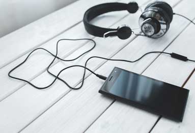 宁波男篮社媒分享祝福并配文:祝贺王凡懿升级奶爸