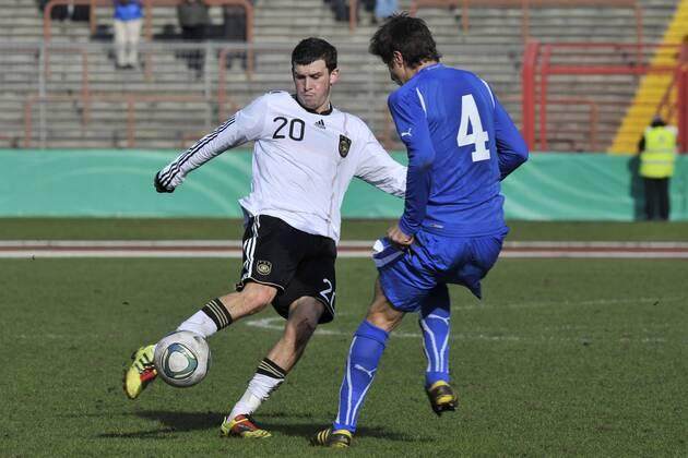 九游首页-弃戈雷茨卡维尔纳，首招格罗斯，弗利克究竟想干嘛？