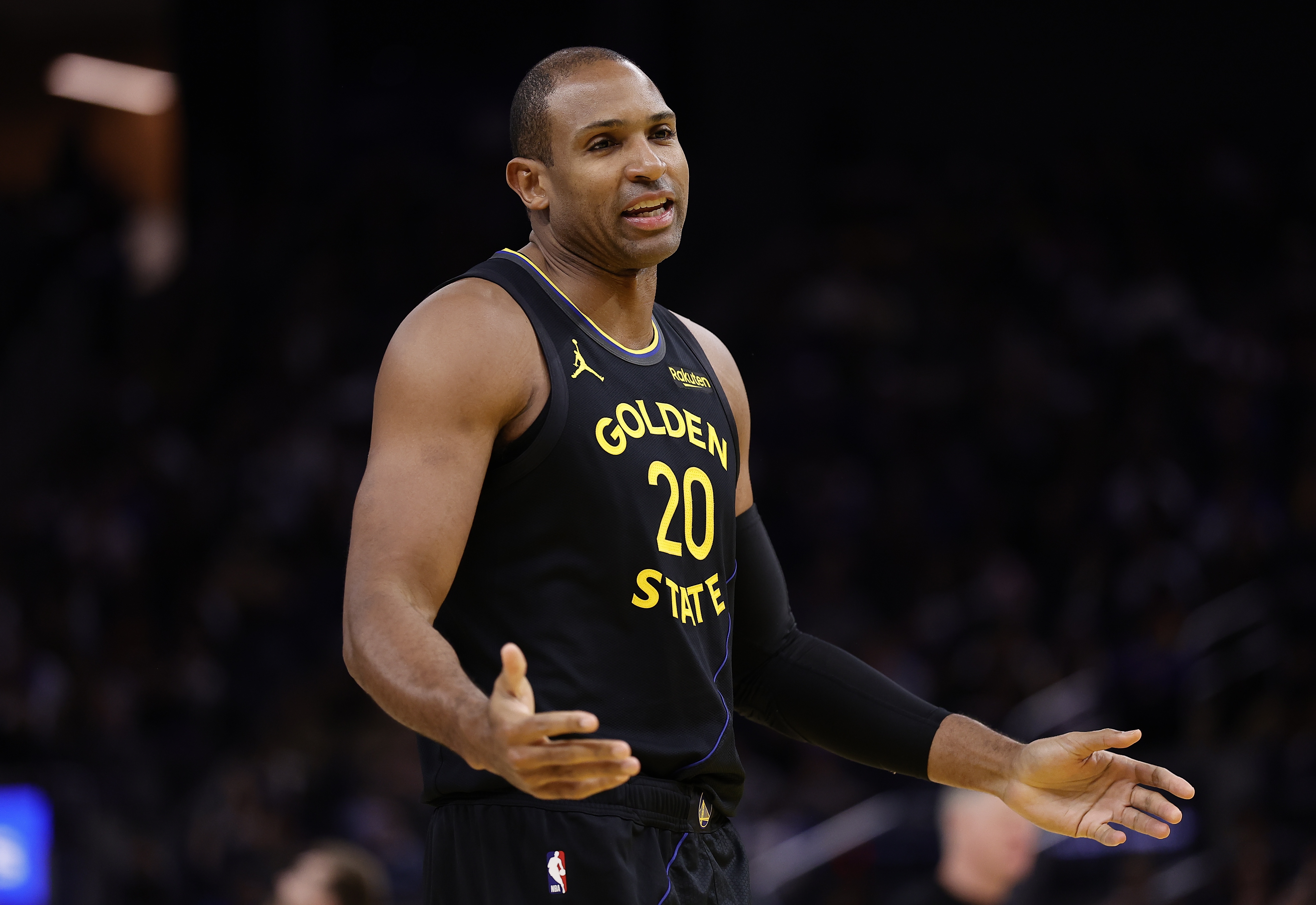 在线娱乐-霍福德谈截止日前被交易可能性：东契奇都被交易了 一切皆有可能